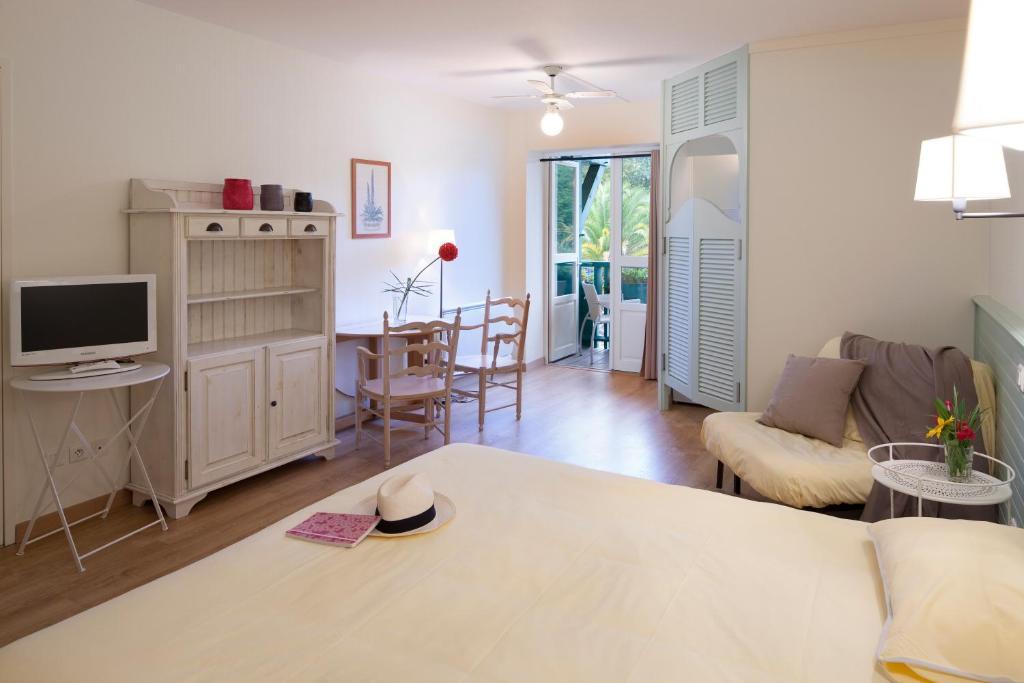 Le Domaine Du Levant Hotel Cambo-les-Bains Phòng bức ảnh